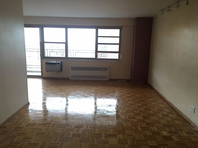 1st image of 2915 W 5th St APT 16B