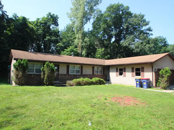 2130 Shangrai La Dr SE, Grand Rapids, MI 49508