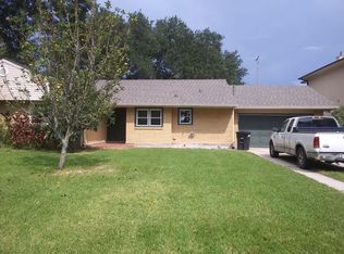 183 Colonial Club Dr, Harahan, LA 70123