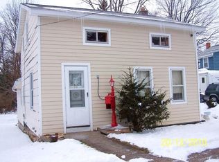 21 Union St, Le Roy, NY 14482