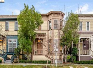 2042 Clark St, Hercules, CA 94547