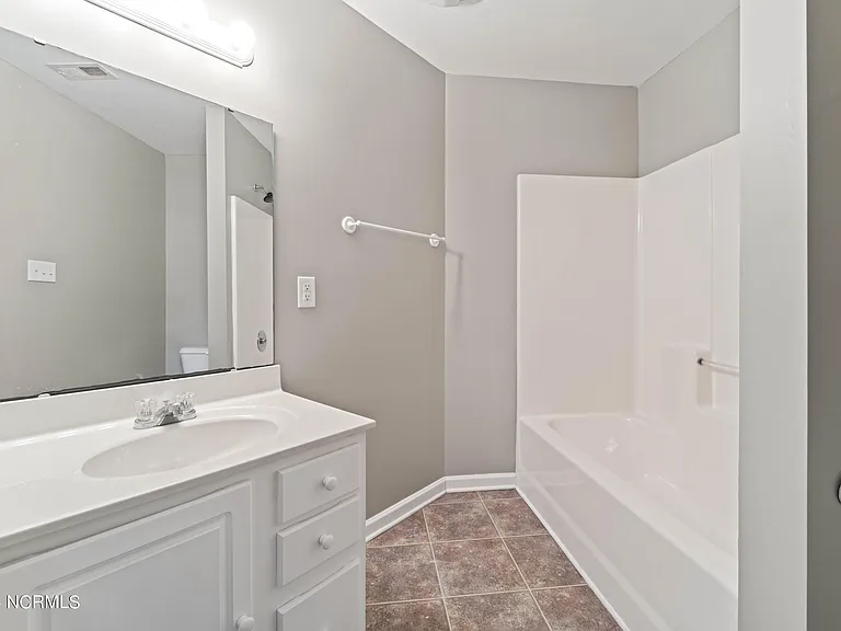 106 Cona Ct — Photo 5
