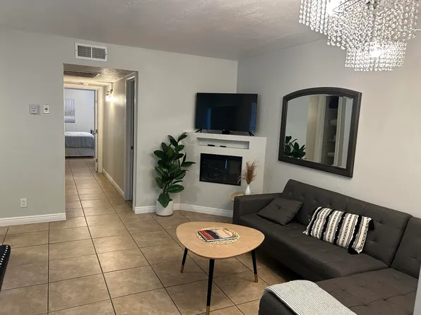 4601 Carlisle Blvd NE APT B1, Albuquerque, NM 87109