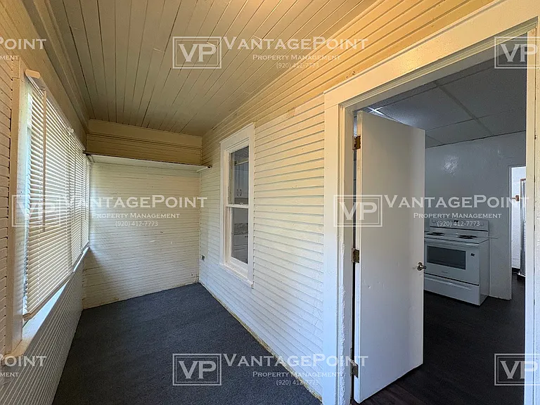 407 N Lafayette St — Photo 16