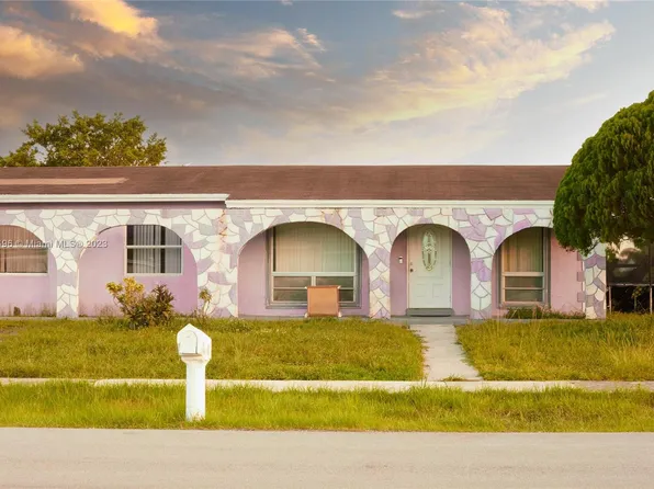 3420 NW 195th Ter, Miami Gardens, FL 33056