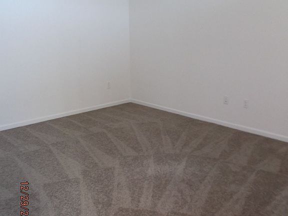 3rd image of 18504 Garnet Ln