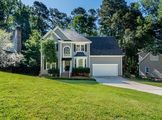 106 Parkwind Ct, Cary, NC 27519