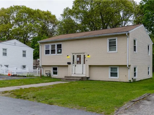 64 Perkins Ave, Cranston, RI 02910