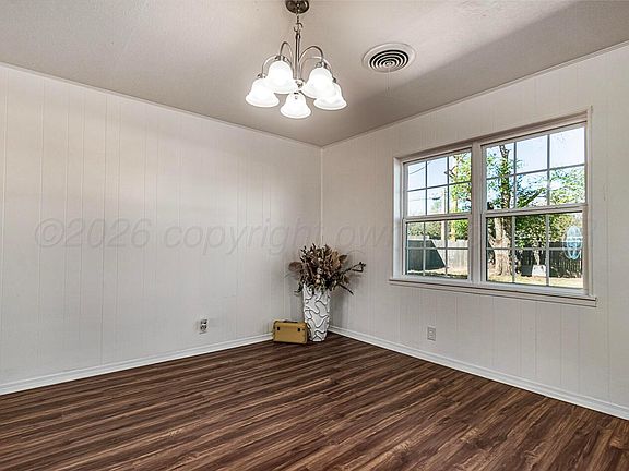 4th image of 713 Montana St
