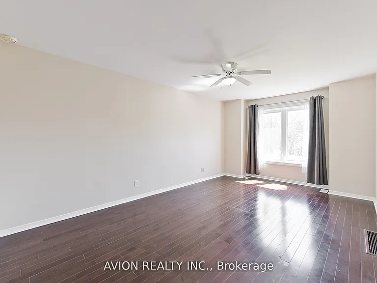 356 Tampa Dr — Photo 6