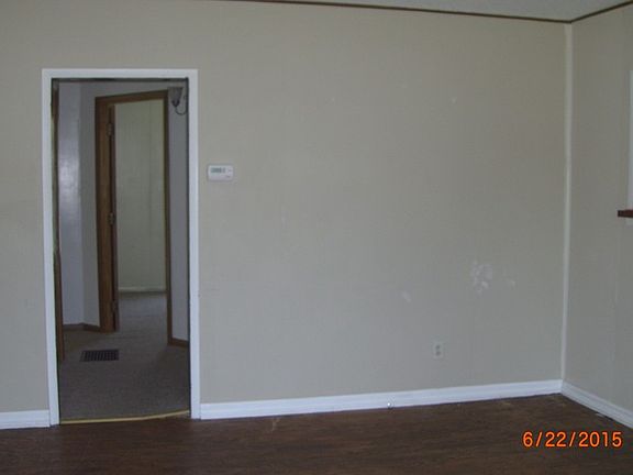4th image of 1023 S National Ave