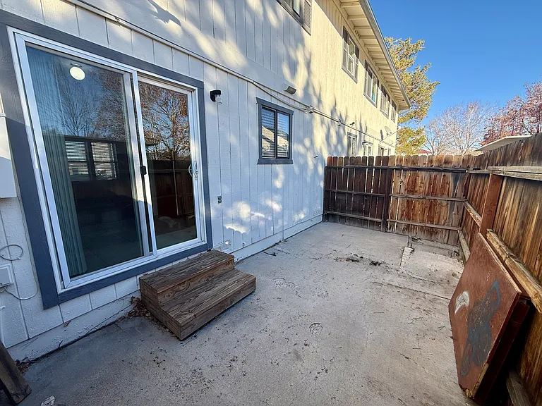 1488 Douglas Ave #C — Photo 11