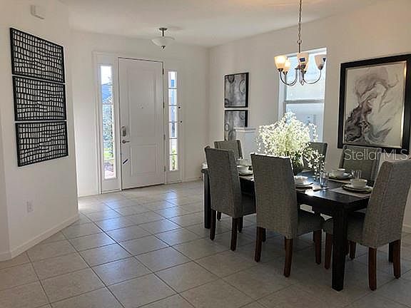 5th image of 512 Sapphire Dr