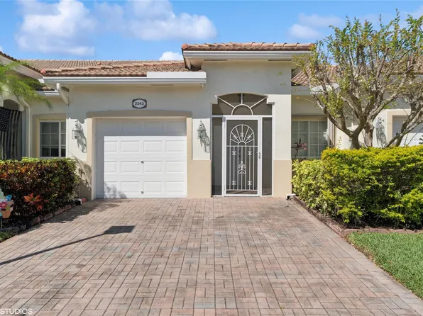 2343 Windjammer Way, West Palm Beach, FL 33411