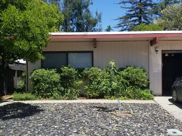 225 Lindo Pl, Davis, CA 95616