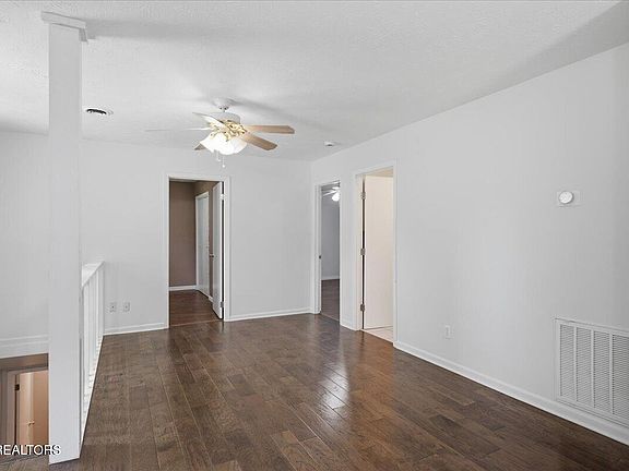 4th image of 2319 Woods Smith Rd