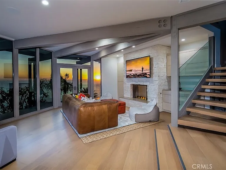 709 Kendall Dr — Photo 17