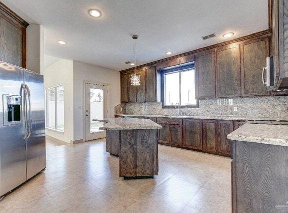5th image of 2425 Summer Breeze Rd