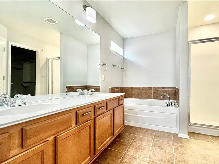 784 Kingfisher Ln — Photo 13