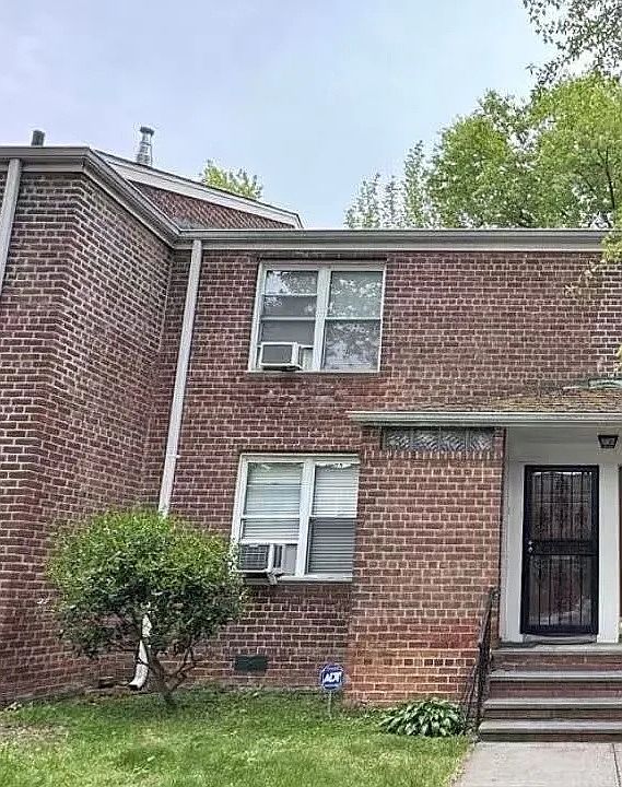 1st image of 86-91 208th St APT 1G