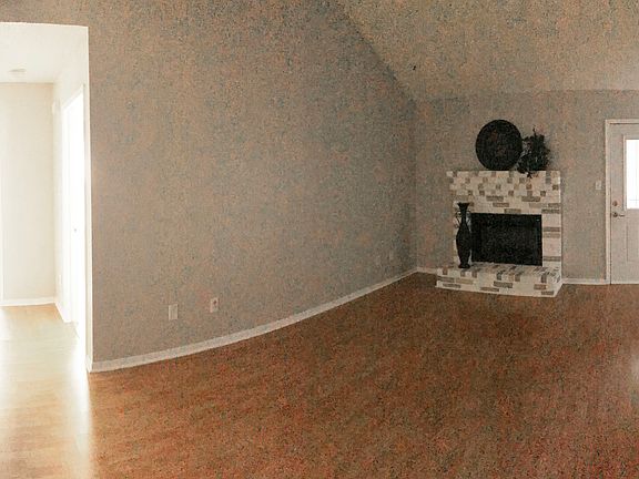 Living Room_01112023