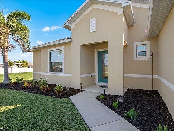 3rd image of 1005 NW 33rd Pl