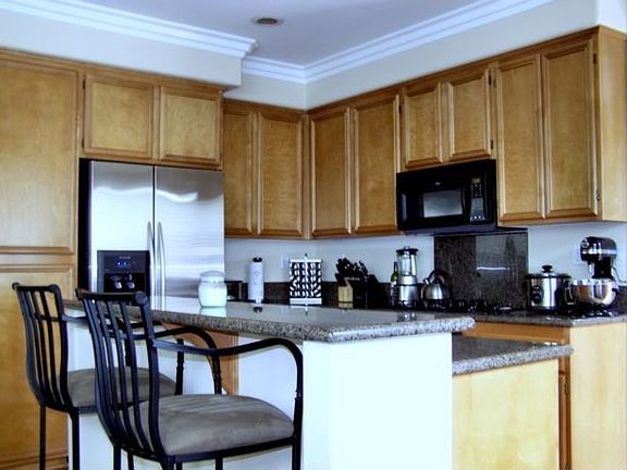 Kitchen: Cooking Area