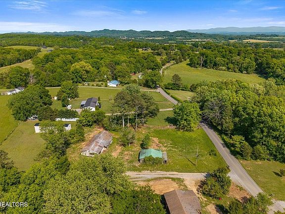 5th image of 263 County Road 361