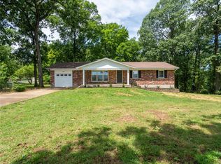 9815 Goldman Rd, Hillsboro, MO 63050