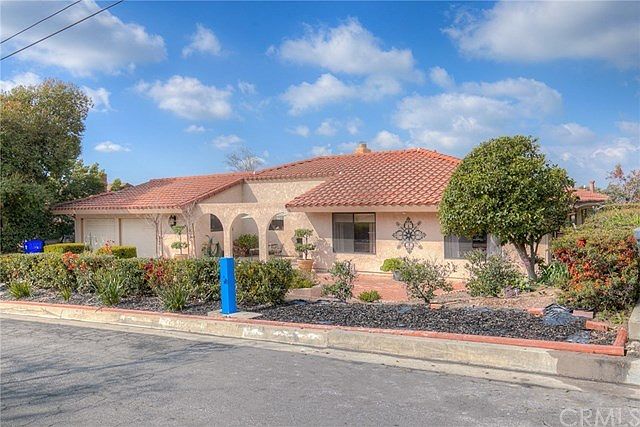 1st image of 4904 Mariposa Dr