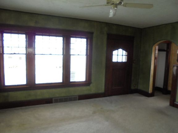 4th image of 4011 Walter Ave