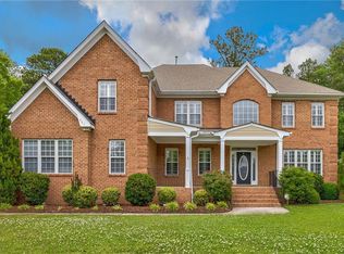 841 Greenfield Ln, Chesapeake, VA 23322