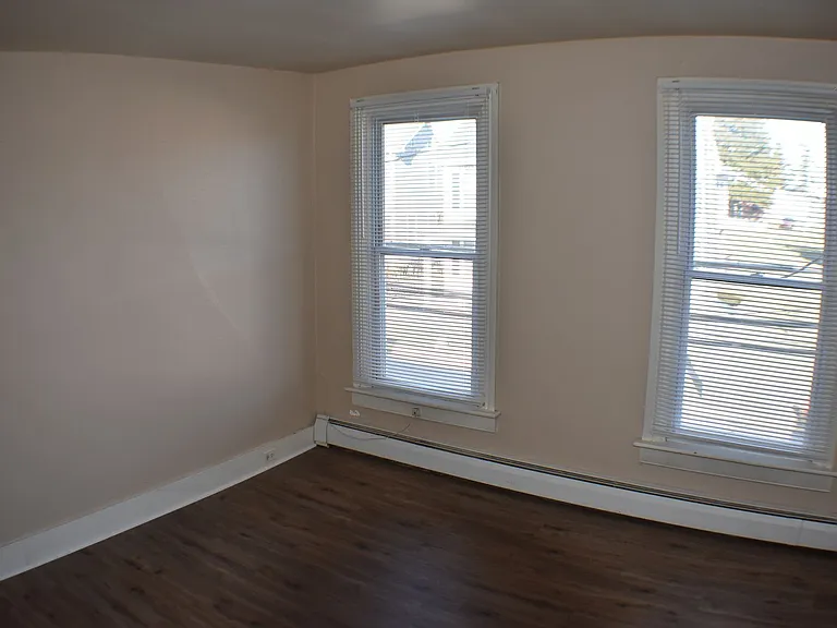 28 W Forrest Ave — Photo 8