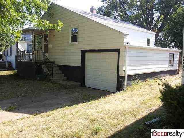 1st image of 4525 S 45th St