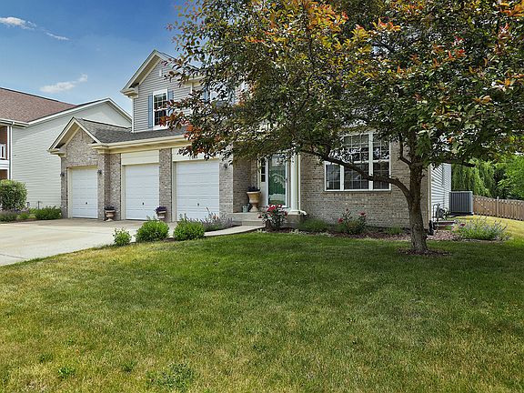 2nd image of 616 Northgate Ln