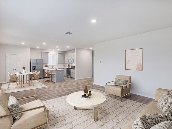 2nd image of 212 Sugar Cane Rd