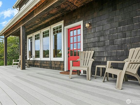 4th image of 1335 Mackaye Harbor Road