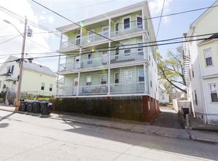 21 Magdalene St, Providence, RI 02909