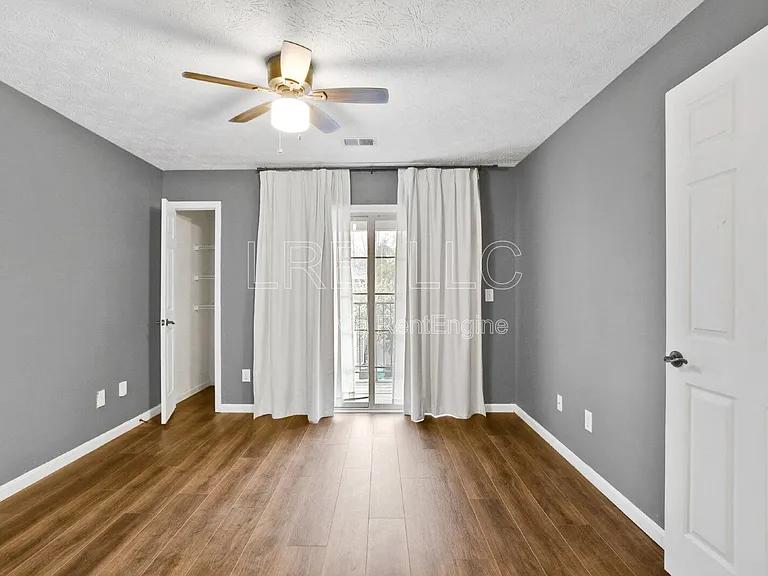 8439 Grand Trevi Dr — Photo 6