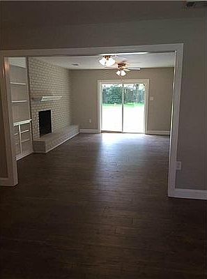 2nd image of 15297 Baywood Cir