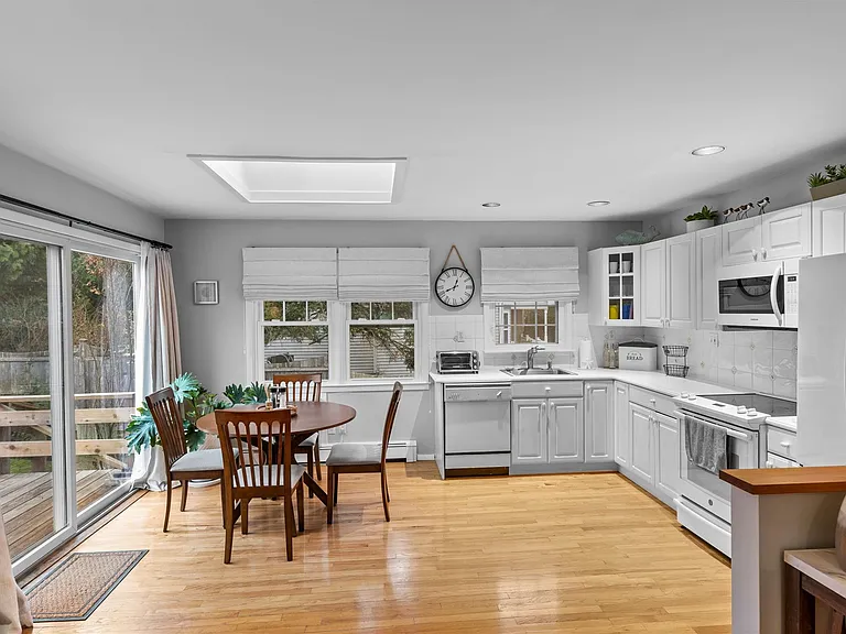 3 Crestview Dr — Photo 5
