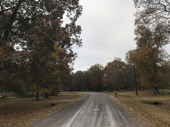 4th image of 530 County Road 6471