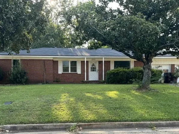 2317 Kelly Lynn Ln, Longview, TX 75605