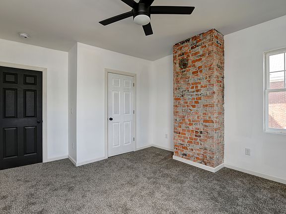 2nd image of 489 Saint Clair Ave