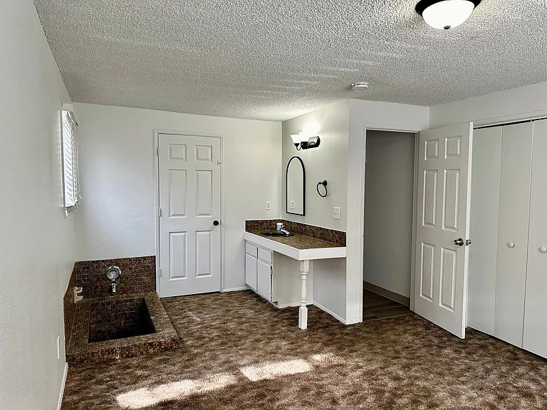 1835 Dawn Ct — Photo 7