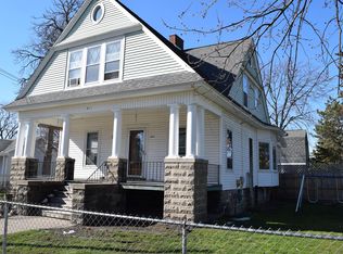 411 Cass Ave, Bay City, MI 48708