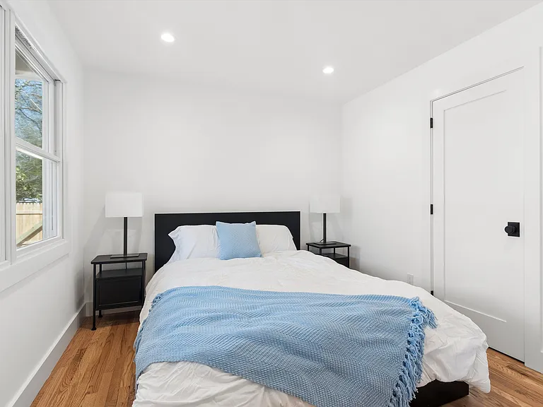 502 Springs Fireplace Rd — Photo 10