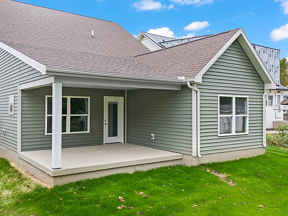 7th image of this home