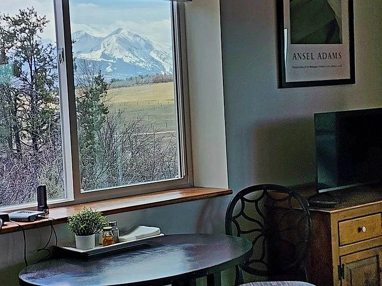 County Road 100 — Photo 15