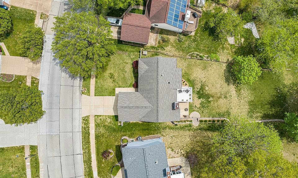 972 Oakwood Farms Ln, Ballwin, MO 63021 MLS 23025044 Zillow